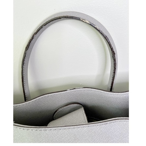 29-Michael Kors pearl gray handbag - Picture 8 of 15